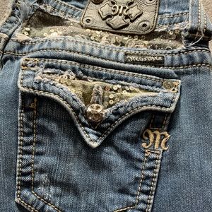 Miss me jeans with camo glitter pocket flaps 🖤